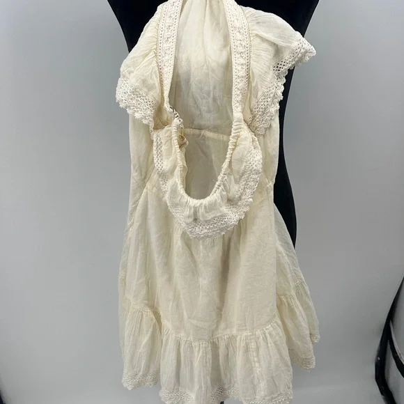 Urban Outfitters Dress off white Cream Halter Neck Ruffle size small - Picture 5 of 7